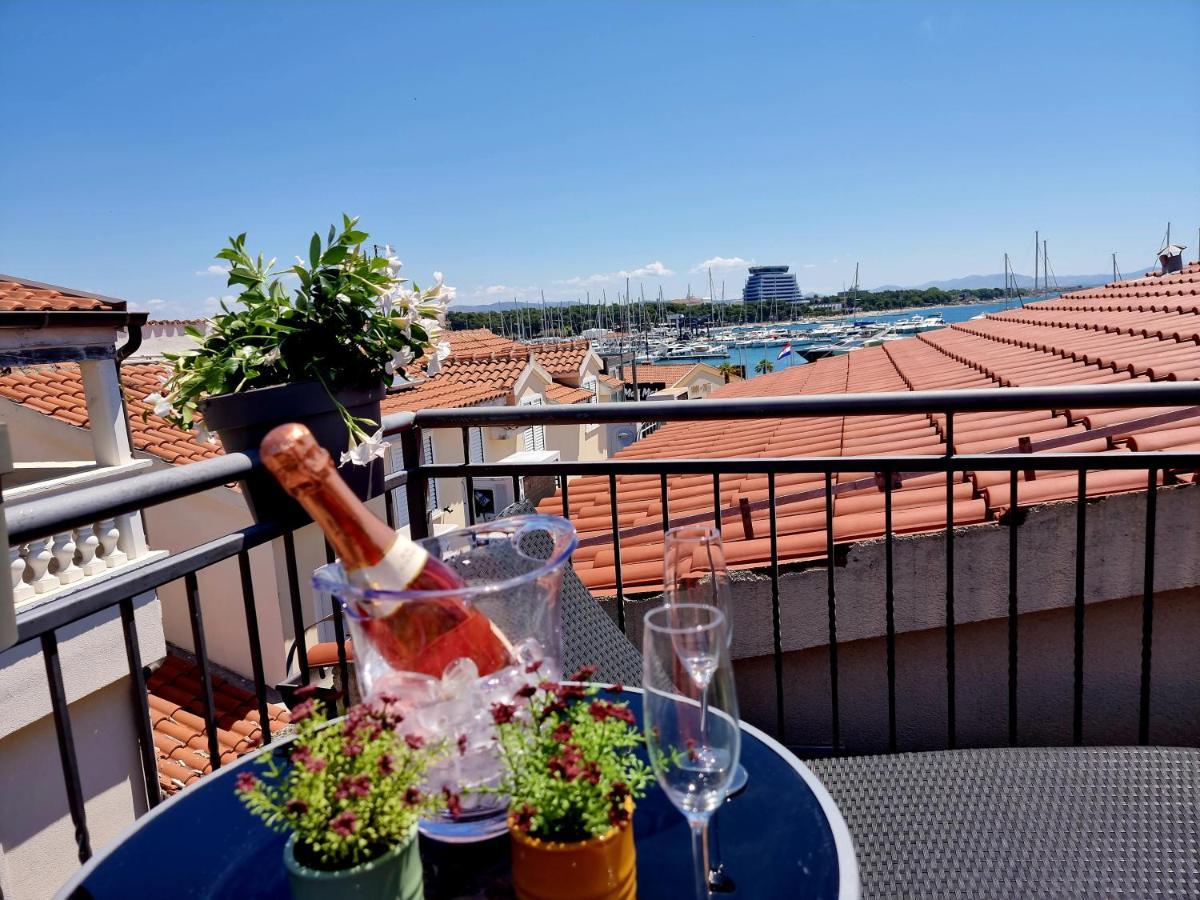Villa Pia Vodice Eksteriør billede