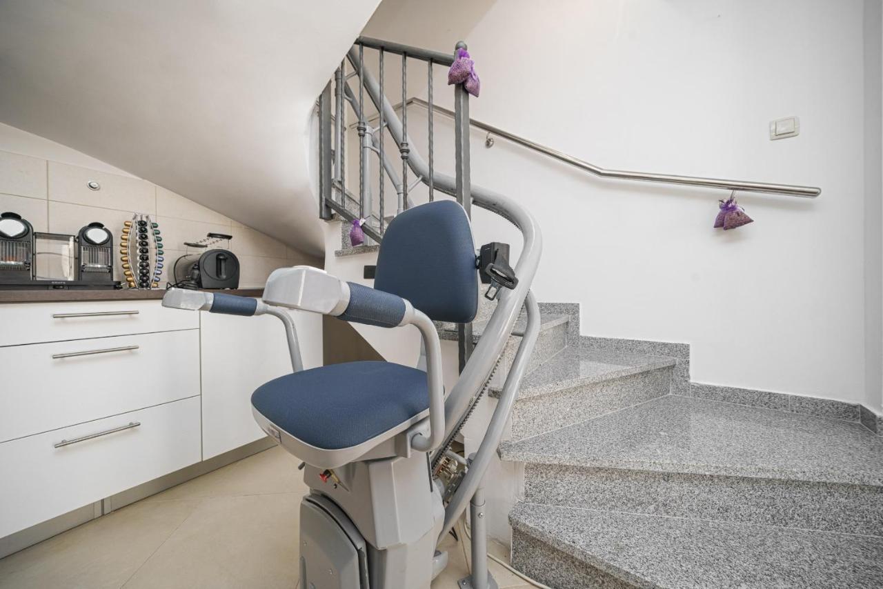 Villa Pia Vodice Eksteriør billede