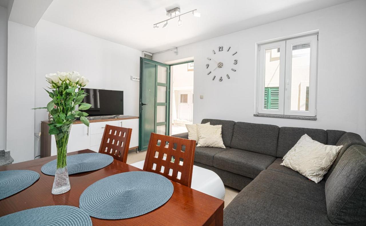 Villa Pia Vodice Eksteriør billede